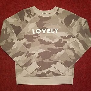 Womans sweat shirt / lightly worn